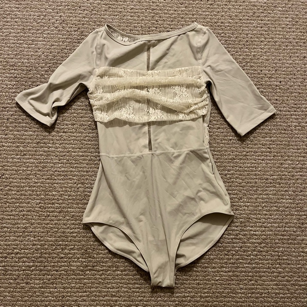NWOT TYPHA DANCEWEAR LEOTARD